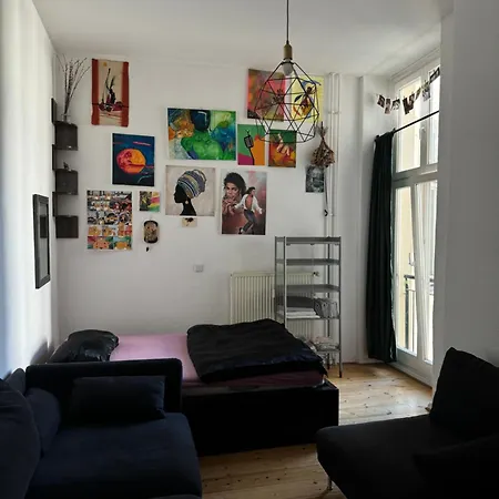 Simple Mitte Artist And Lgbtq Friendly Apartment