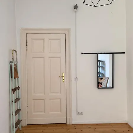Simple Mitte Artist, Lgbtq And Work & Travel Friendly Apartmán Berlín
