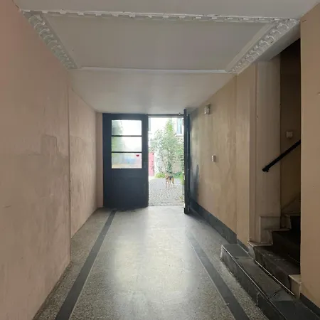 Simple Mitte Artist, Lgbtq And Work & Travel Friendly Apartman Berlin